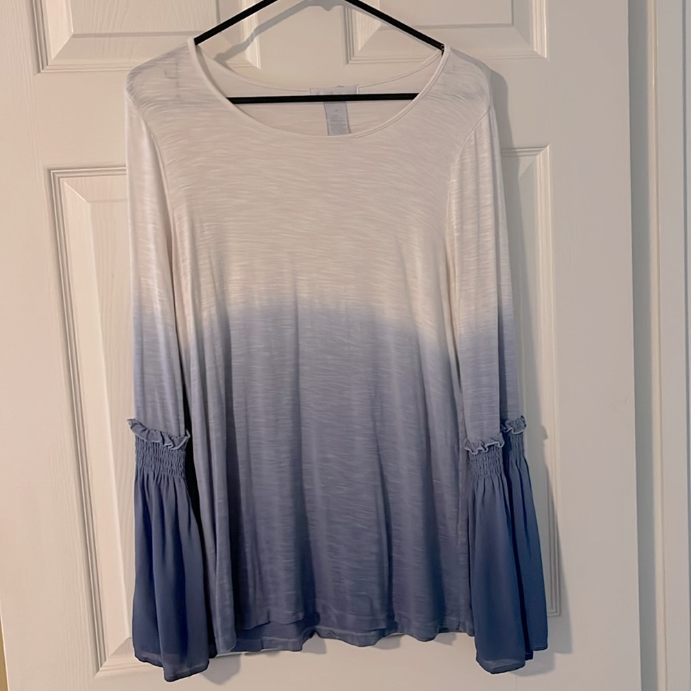 Design Story Women's Ombre Flare Sleeve Top Blue White Knit Blouse Size Medium